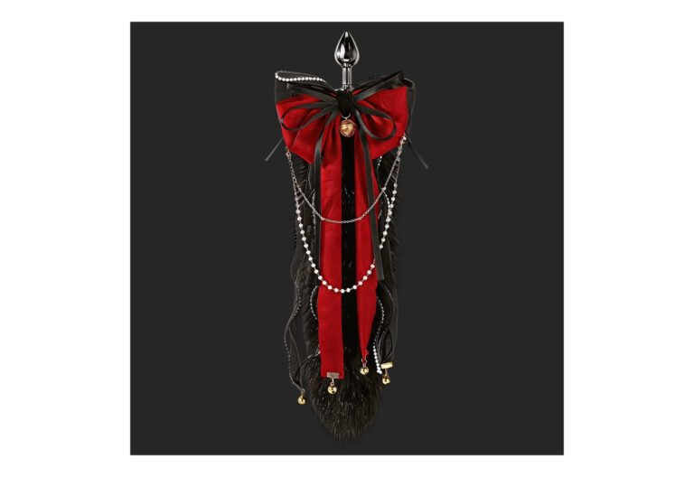 Product image of Star Chain Black and Red Tail Butt Plug, SKU AYW-ALL2182